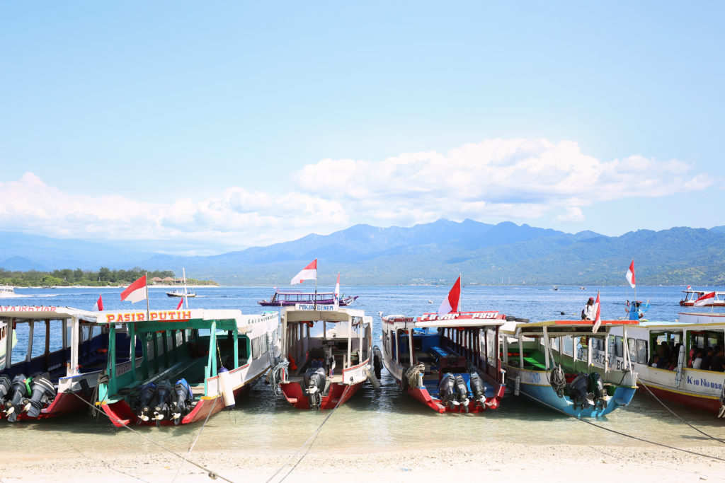 catamaran boat lombok